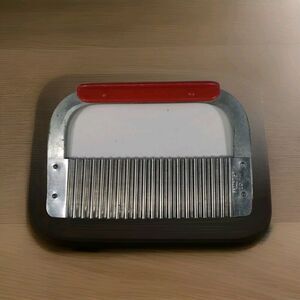 Vintage Huot Serrater Meat Tenderizer Red Plastic Handle Stainless Steel USA MCM